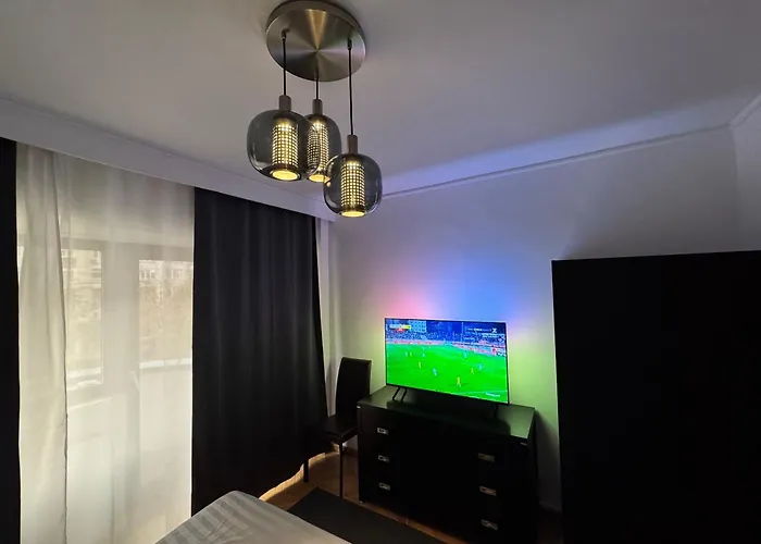 Decebal Apartment Overlooking The Boulevard Bucureşti